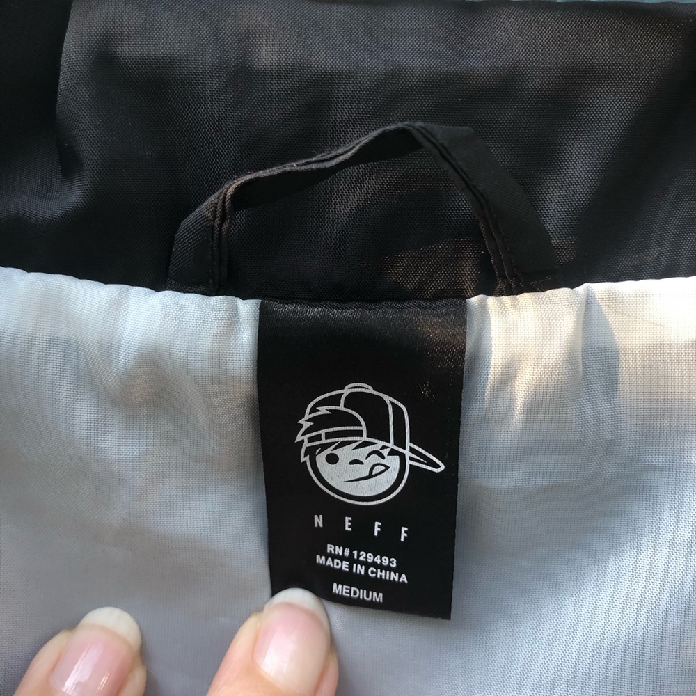 Neff Windbreaker - Picture 2 of 7